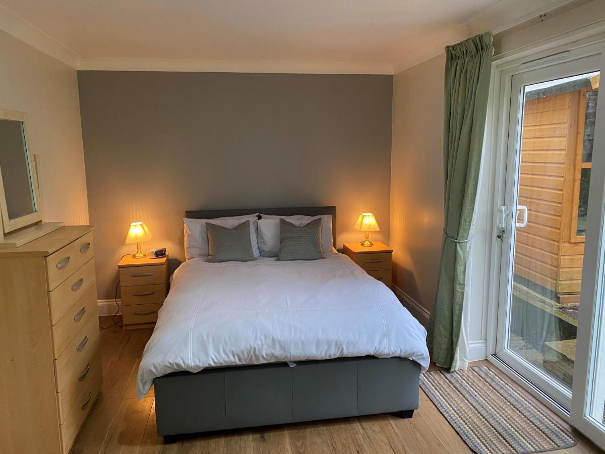Chase Bungalow Billericay Eksteriør billede